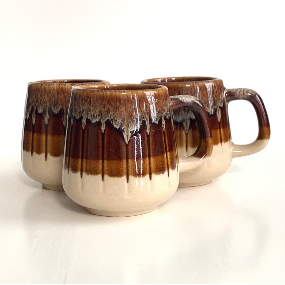 Brown Mugs with Beautiful Detailing